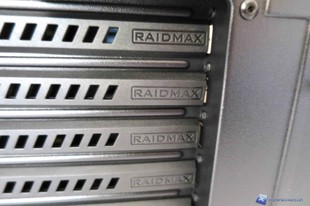 Raidmax-Narwhal-920-38