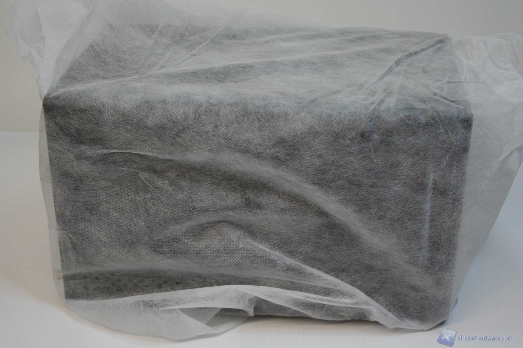 SHUTTLE SX79R5 WWW.XTREMEHARDWARE.COM 00008